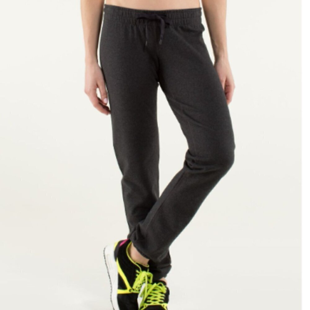 EC Lululemon Feel Good Heathered Black Pants - Size 4